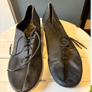 Adult tap shoes